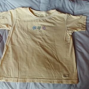 Girls Life is Good t-shirt. Short sleeve
